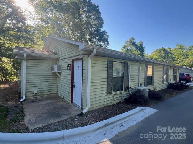 Photo - 374 Water St Townhome