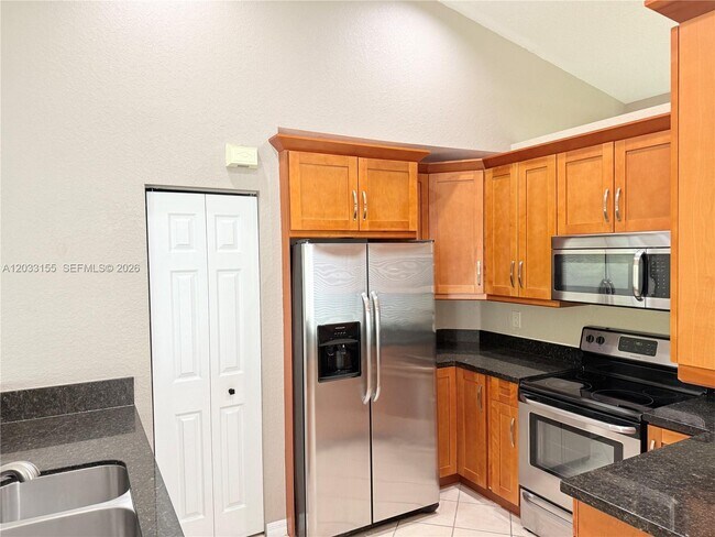 Photo - 1530 Canary Island Dr