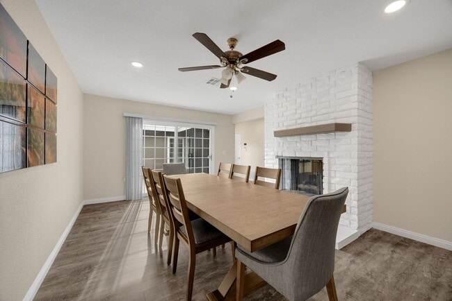 Photo - Adorable 4 Bed / 2 Bath Single Family Home