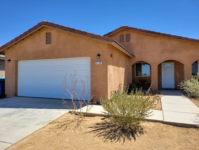 Building Photo - Stunning 4-Bedroom Home in Imperial