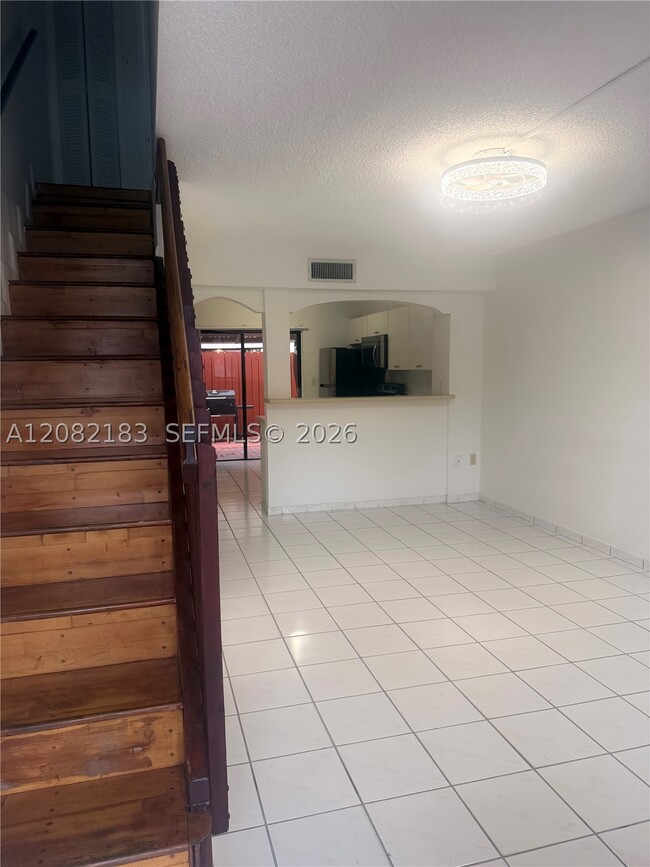 Photo - 1811 SW 107th Ave