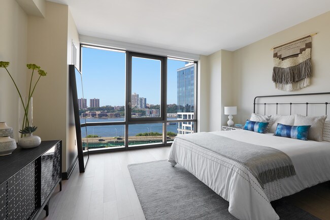 Photo - 21 West End Ave