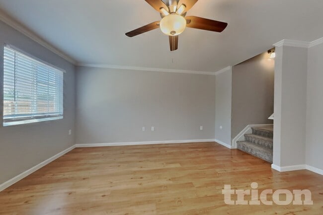 Photo - 3007 Stauton Dr