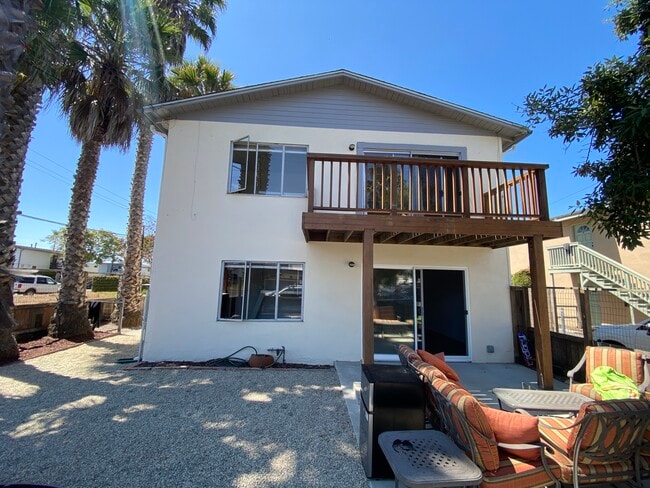 Photo - 6705 Trigo Rd Unit A - Isla Vista