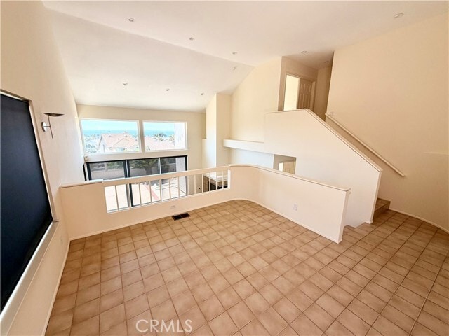 Photo - 31 Regatta Way