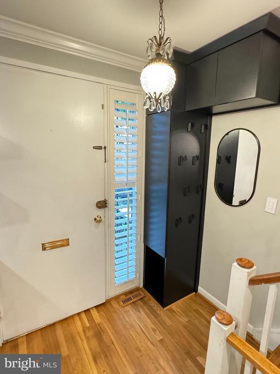 Building Photo - 241 G St SW