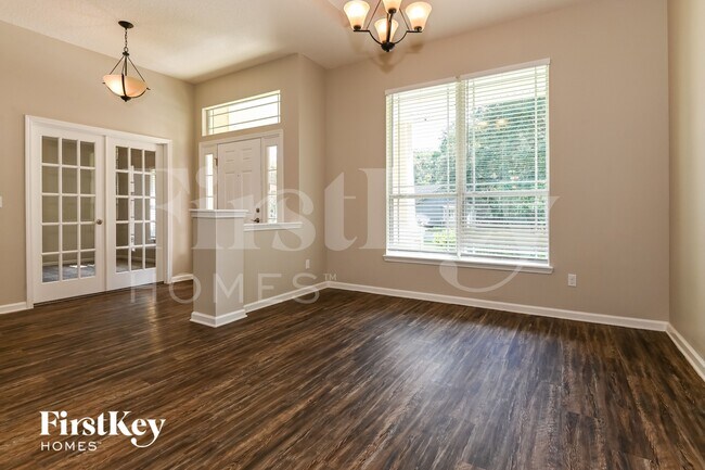 Photo - 13915 Ponderosa Pine Dr E