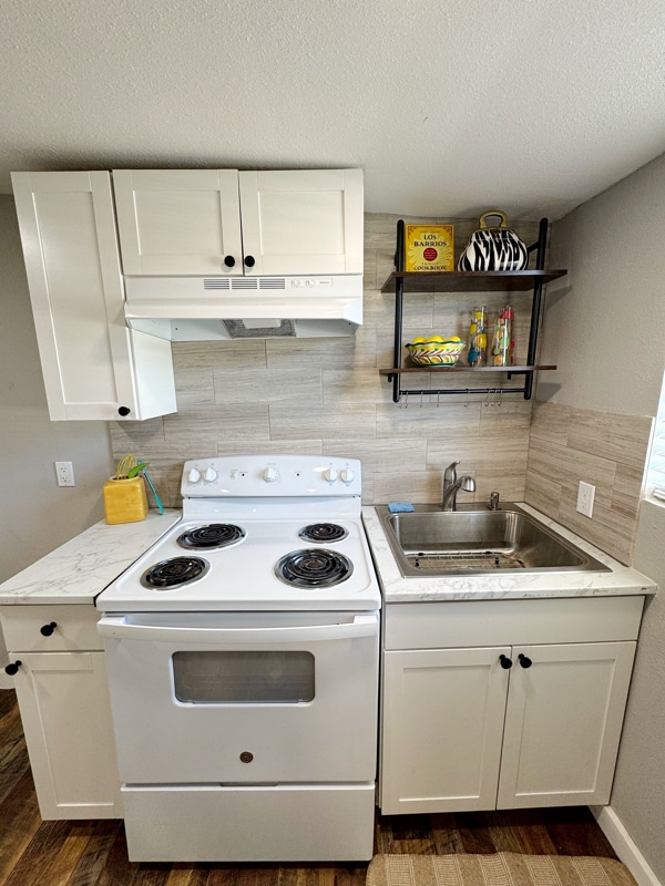 Photo - 739 E Highland Blvd