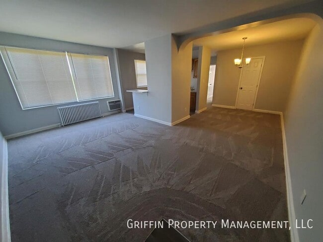 Photo - 4000 E. St. S.E-301