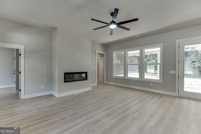 Photo - 115 Rains Rd