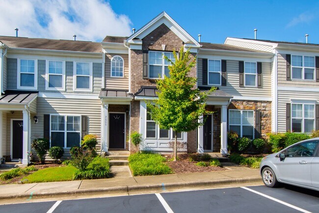 Charming 2-Bedroom Townhouse in Highland C... - Charming 2-Bedroom Townhouse in Highland C...