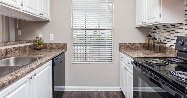 Photo - Bradford Pointe