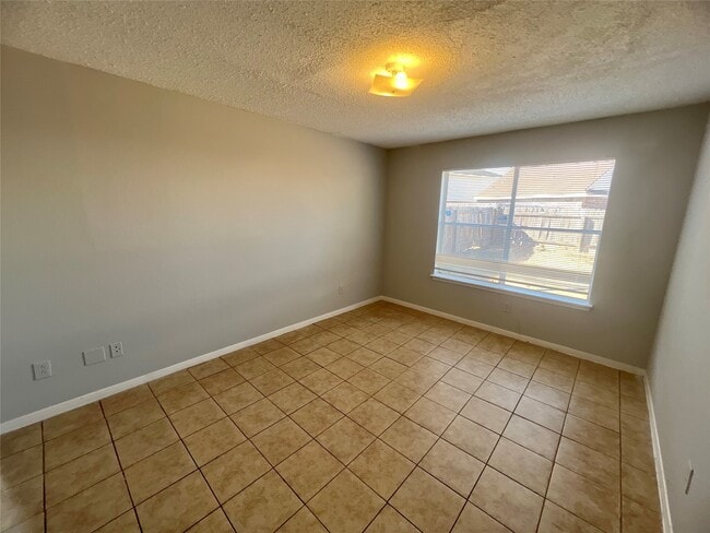 Photo - 7740 Ellis Dr