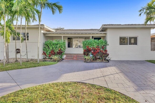 Photo - 1102 Meadow Lark Ave