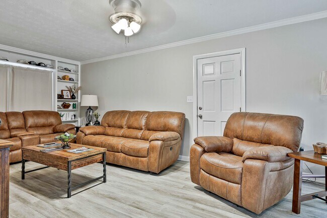 Photo - Renovated Peachtree City Ranch Close to Ev...