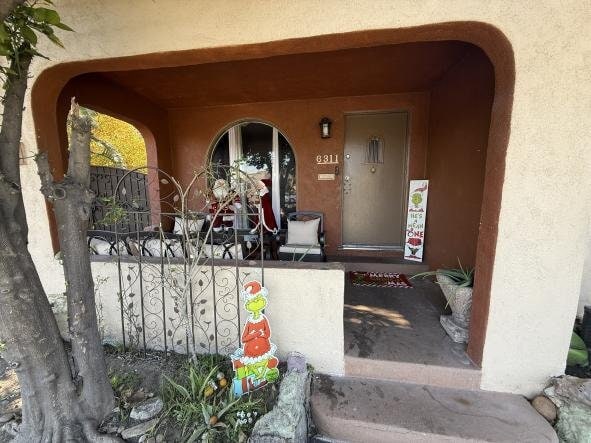 Photo - 6311 Heliotrope Ave