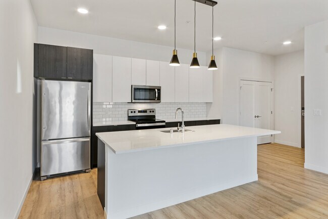 Photo - 5945 6th Ave Unit 116