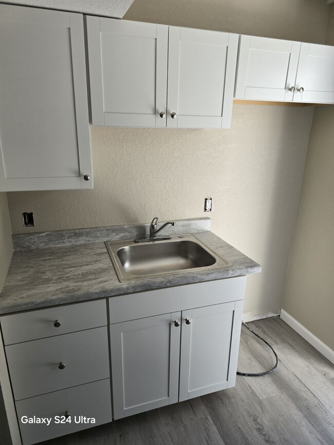 Photo - 108 Tacoma Rd Unit 108