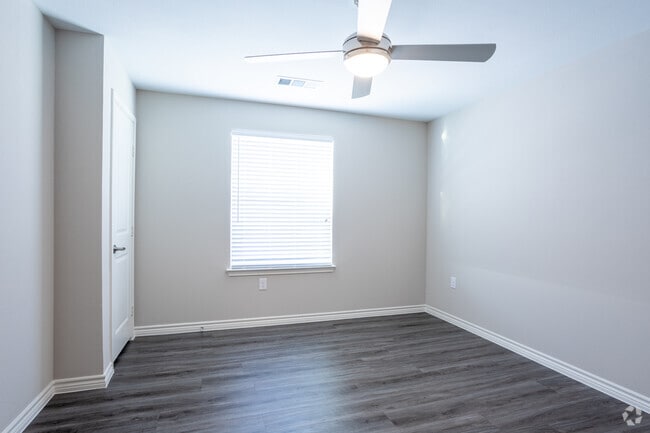 1HAB, 1BA - 743 ft²