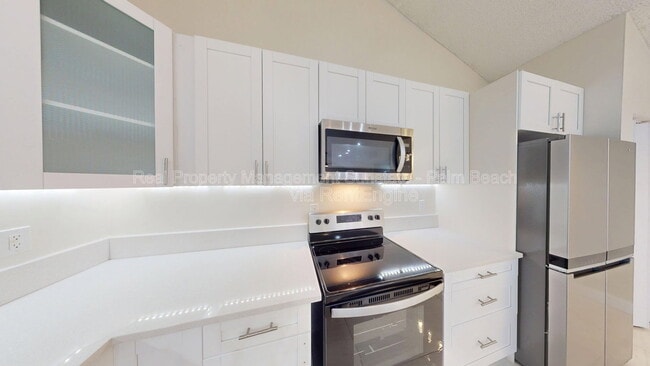 Photo - 1080 Summit Pl Cir Unidad Apartment A