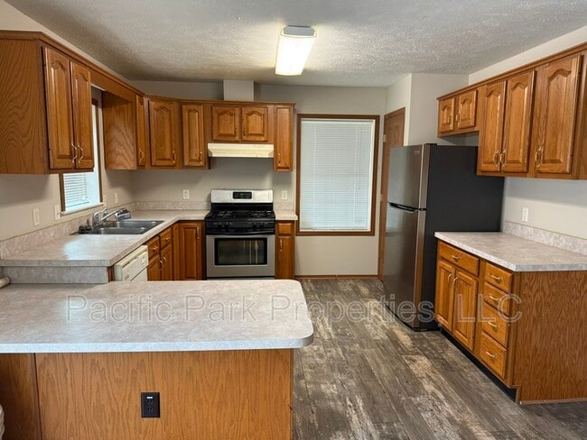 Photo - 1010 W 30th St