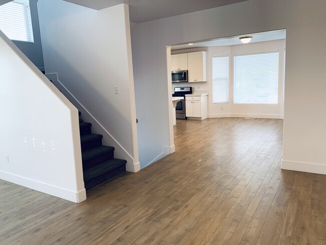 Photo - 1779 W Dalmeny Way