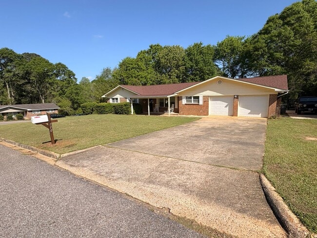 Building Photo - 110 W Emerald Dr