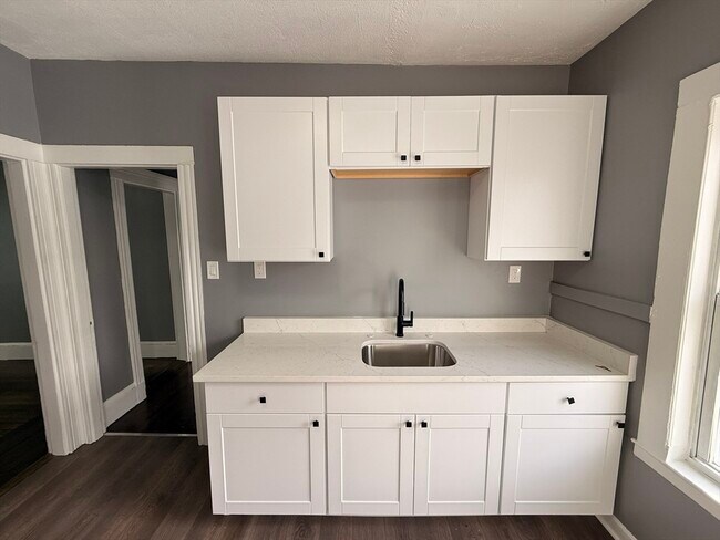 Photo - 181 Norfolk St Unit 2