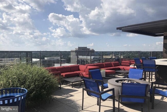 Photo - 851 N Glebe Rd Unit 810