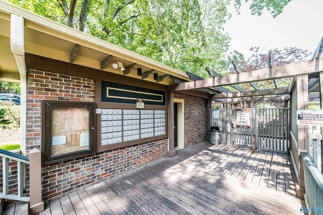 Photo - 2007 Greenwood Pl SW Unidad 2007