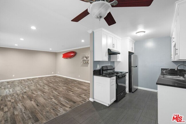 Photo - 1939 Selby Ave Unit 2