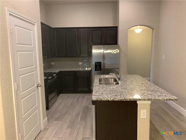 Photo - 1205 Old FM 306
