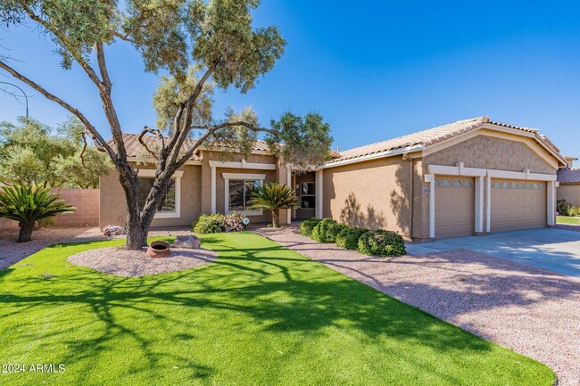Photo - 1245 E San Carlos Way