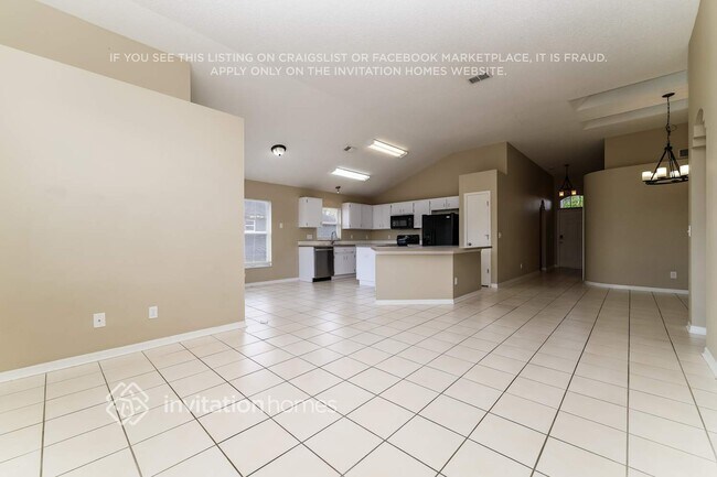 Photo - 5902 Azure Dr