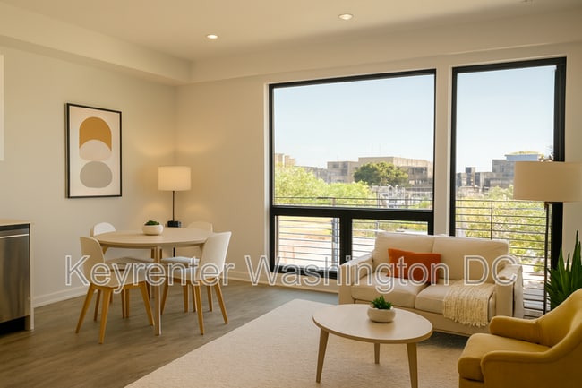 Building Photo - 1460 Belmont St NW Unit 103