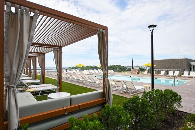Building Photo - Opus @ Harbor Point Rental