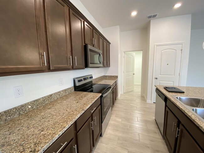 Photo - 1132 Papaya Cir