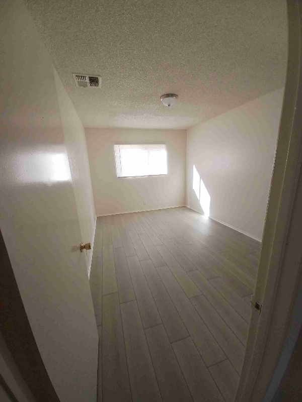 Photo - 4114 W Ave L Unidad 10