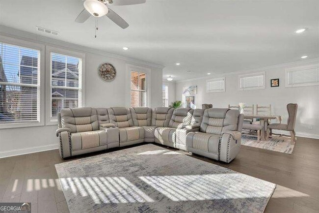 Photo - 1070 Poppy Pointe