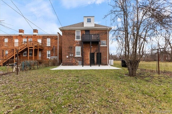 Photo - 512-514 Westminster St Unit #514