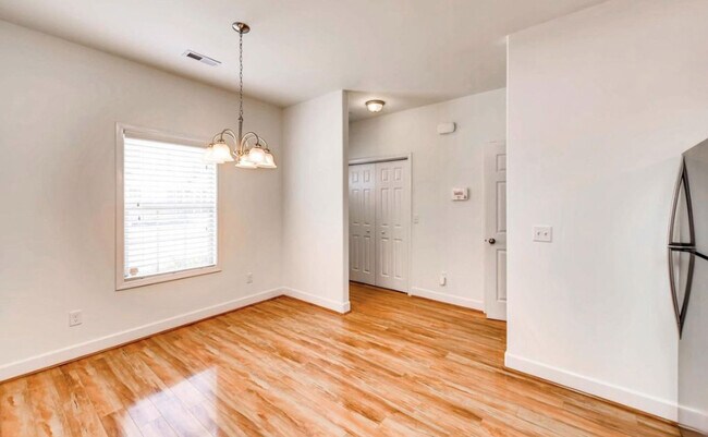 Photo - 2027 Pinecrest Dr