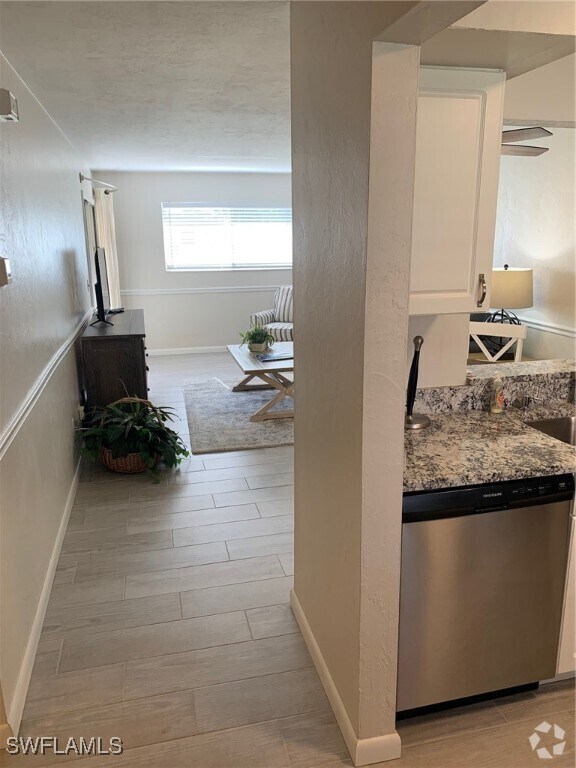 Building Photo - 6300 South Pointe Blvd Unit 436 Rental