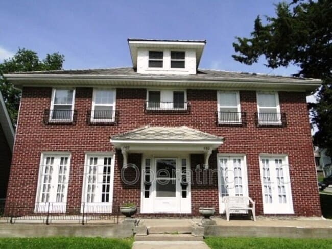 Photo - 1100-1102 S 35 Av Unit 1100