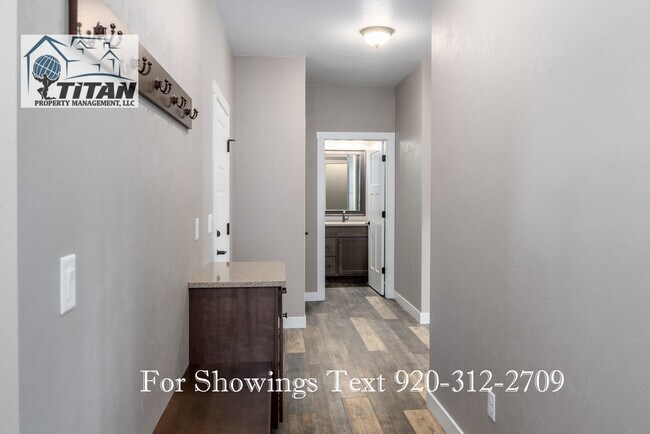 Photo - 1087 Faith Ct