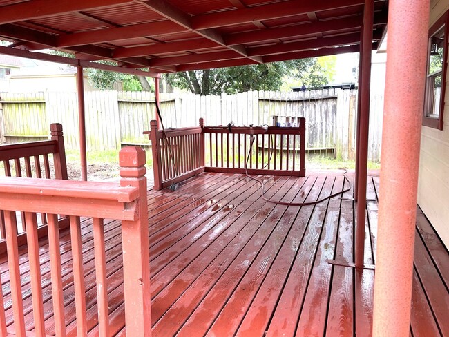 Photo - 1134 Somercotes Ln