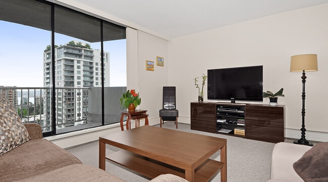 Photo - Marlborough Tower Unit 01004