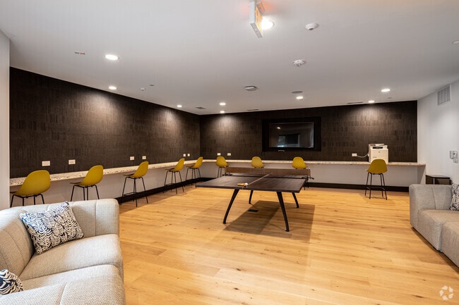 Sala de juegos/Business