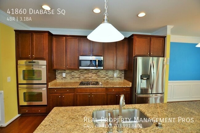 Photo - 41860 Diabase Square