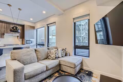 1908 W 33rd Ave Unit 207