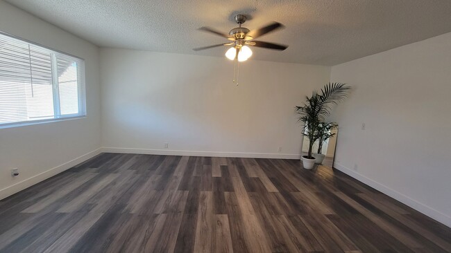 Photo - 2904 Marlin Ave Unidad 2p2904-C